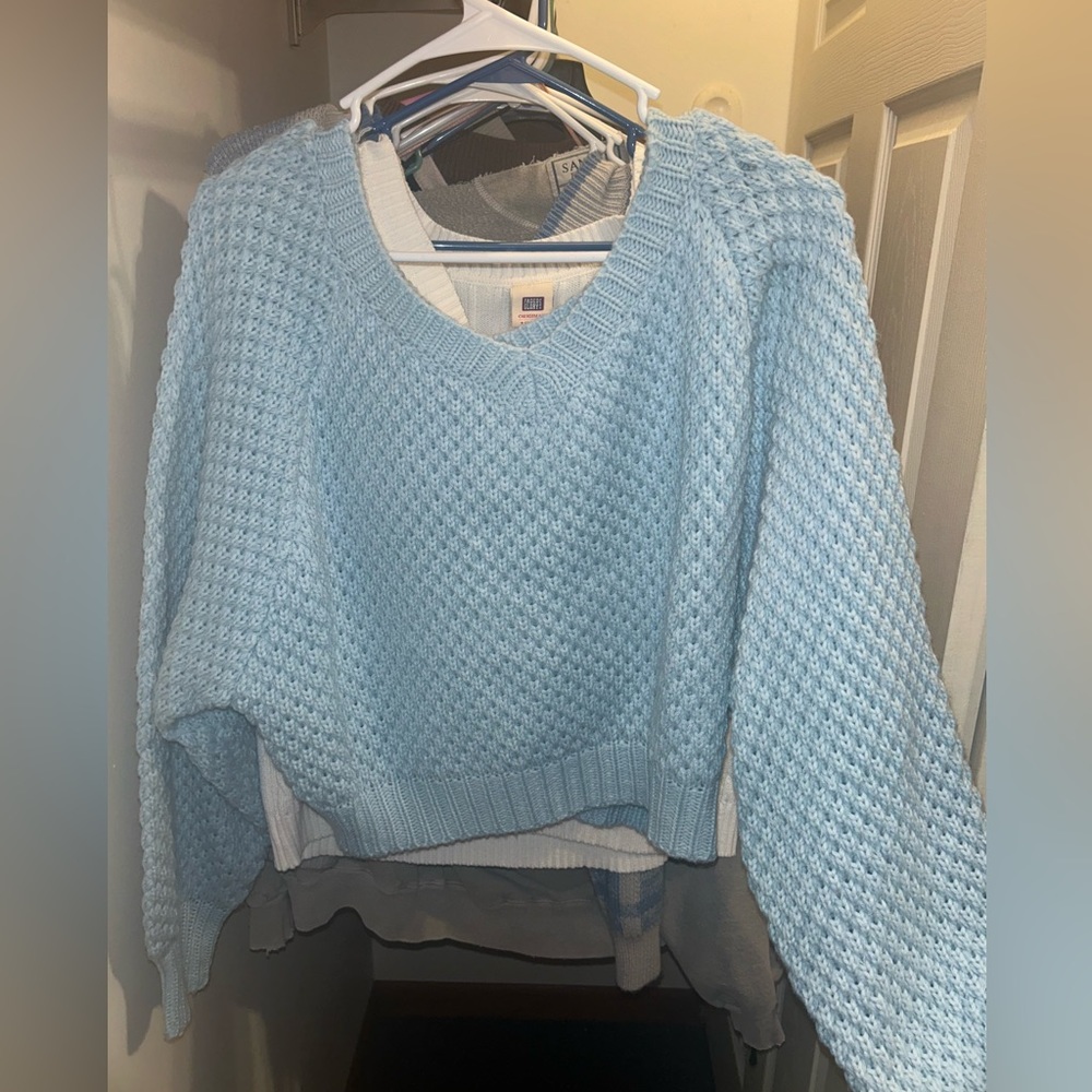 Fashion nova cropped sweater!!
